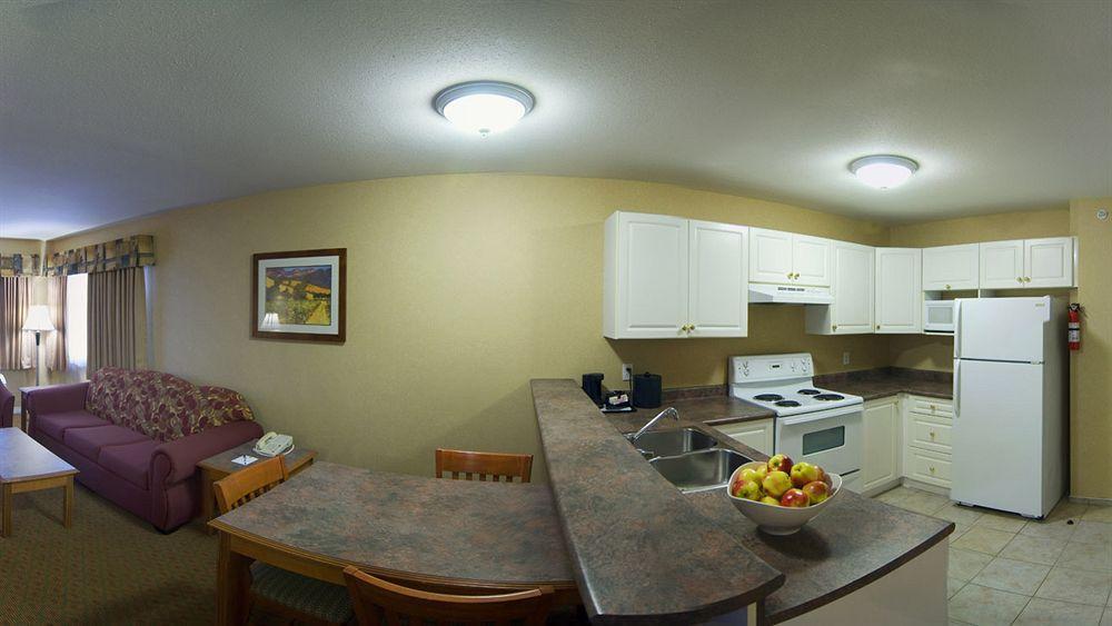 Best Western Plus Osoyoos Hotel&Suites Exterior foto